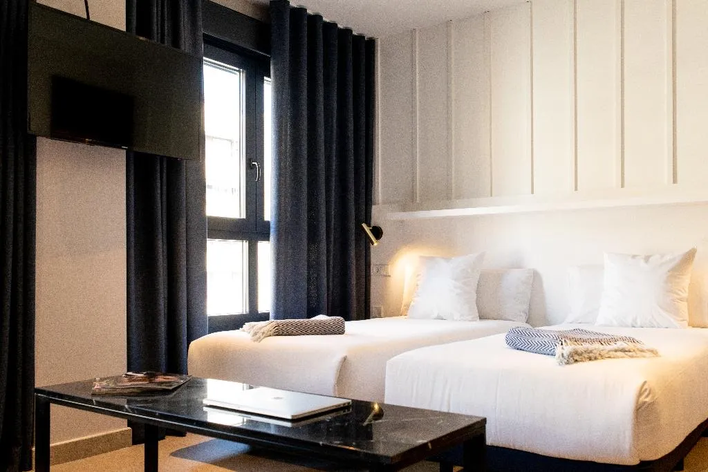 Room, Ramirez Flats Valencia, Valencia