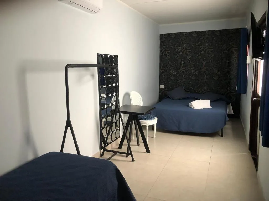 TRIPLE STANDARD Room, Hotel Serena, Naples