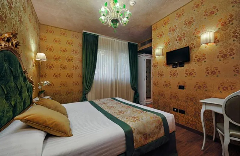 Double or Twin STANDARD Room, Tre Archi, Venice