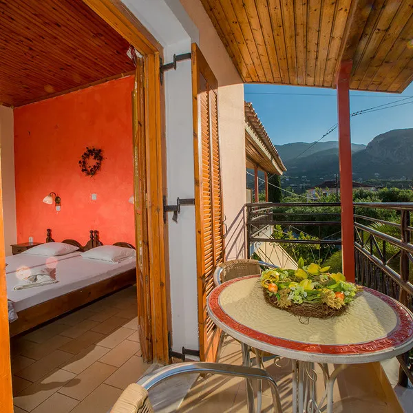 Room, Evans Studios, Zante