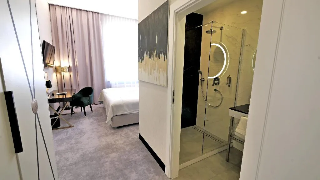 DOUBLE STANDARD Room, Szewska 22 Boutique, Krakow