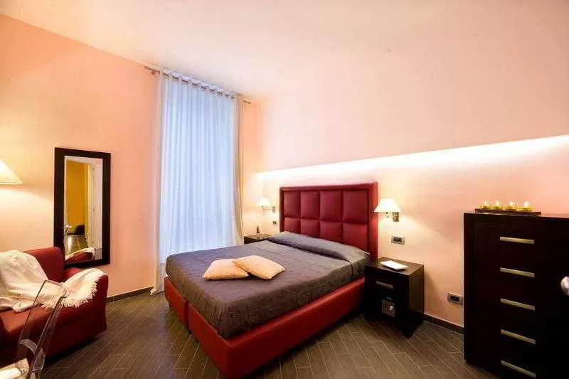 Room, Magi House, Naples