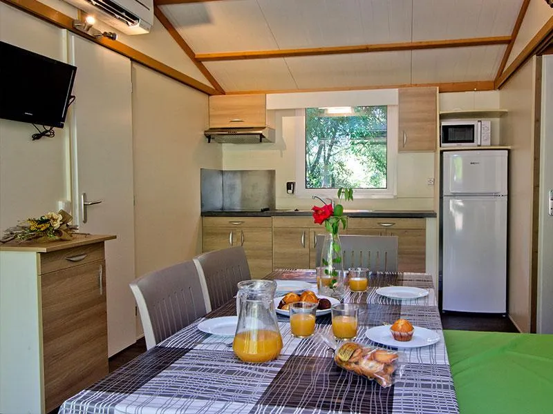 BUNGALOW CAPACITY 7 Room, Bassegoda Park, Costa Brava