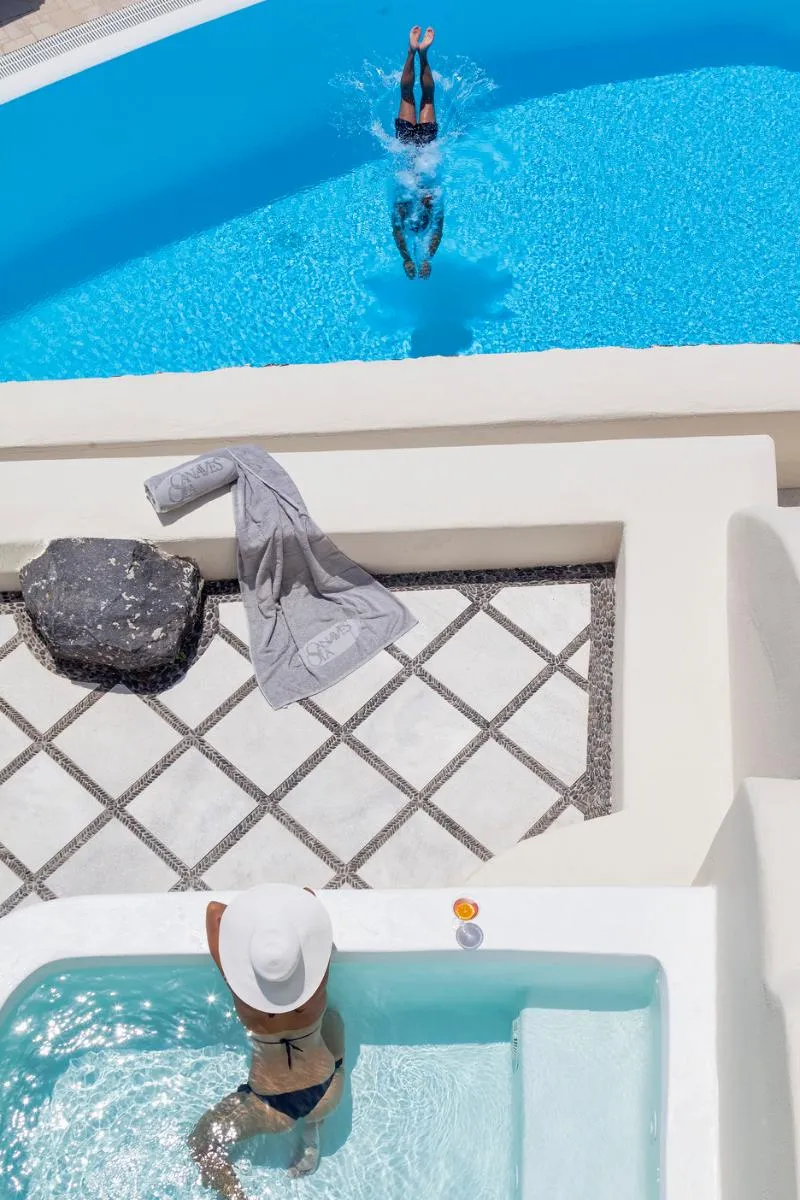 SUITE WITH PRIVATE POOL Room, Canaves Oia Suites, Santorini