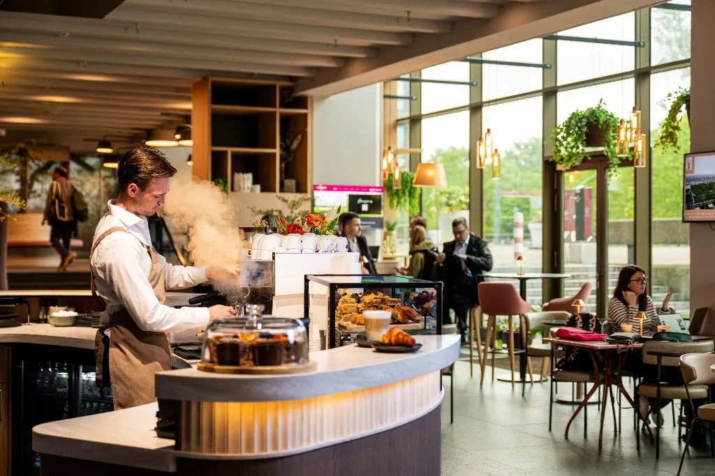 Lobby, Leonardo Hotel Amsterdam Rembrandtpark, Amsterdam