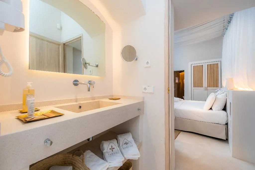 JUNIOR SUITE WITH TERRACE Room, Yartan Boutique Hotel, Majorca