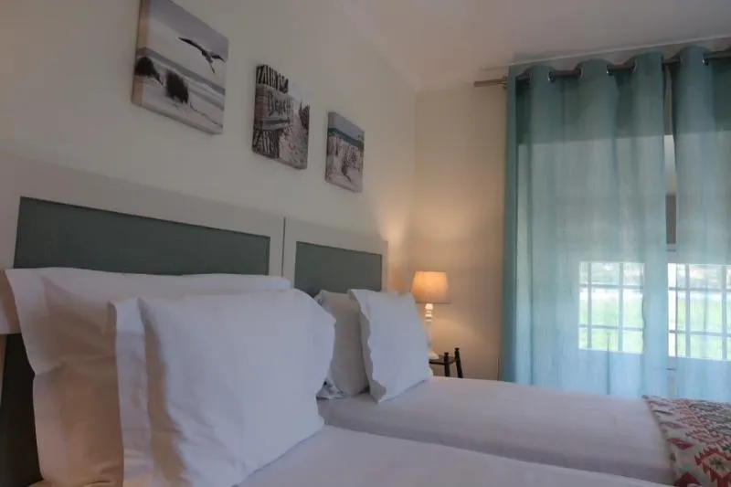 VILLA SUPERIOR Room, Casa Palmela - Small Luxury Hotels & Villas, Lisbon