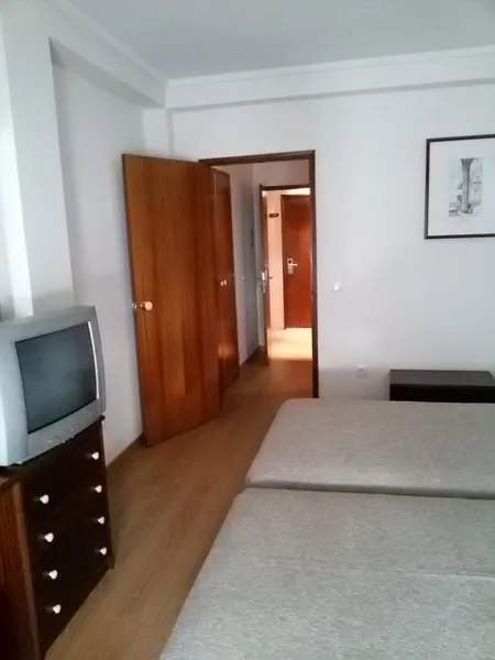 Room, Moinho de Vento, Porto