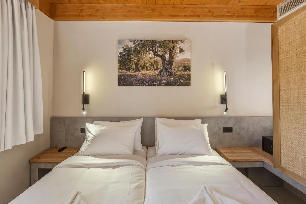 SUITE TWO BEDS Room, Volta Seaside Boutique Hotel, Crete