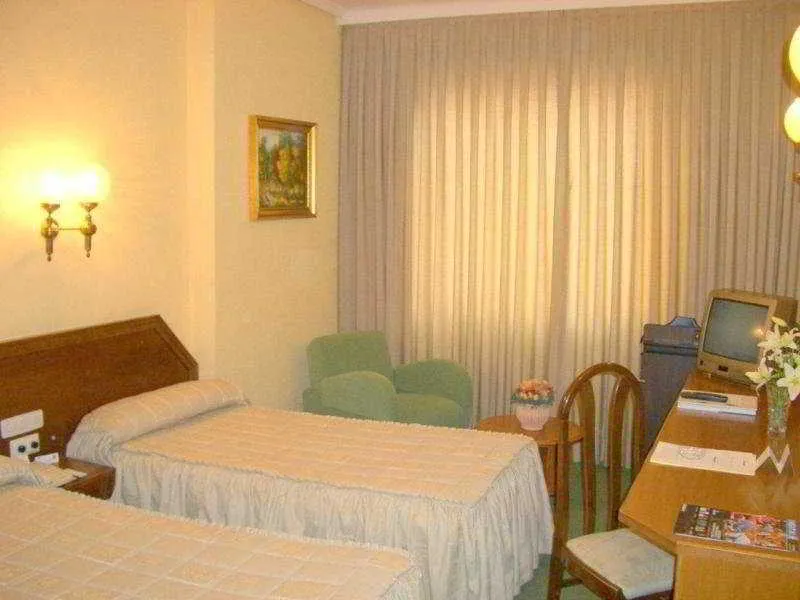 DOUBLE STANDARD Room, NYX Hotel Madrid by Leonardo Hotels, Madrid