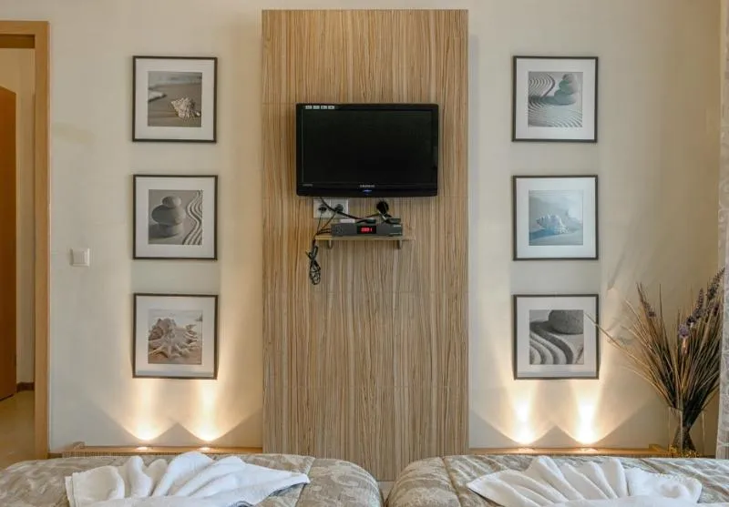 APARTMENT ONE BEDROOM ONE BATHROOM Room, Alexandra Hotel, Bourgas