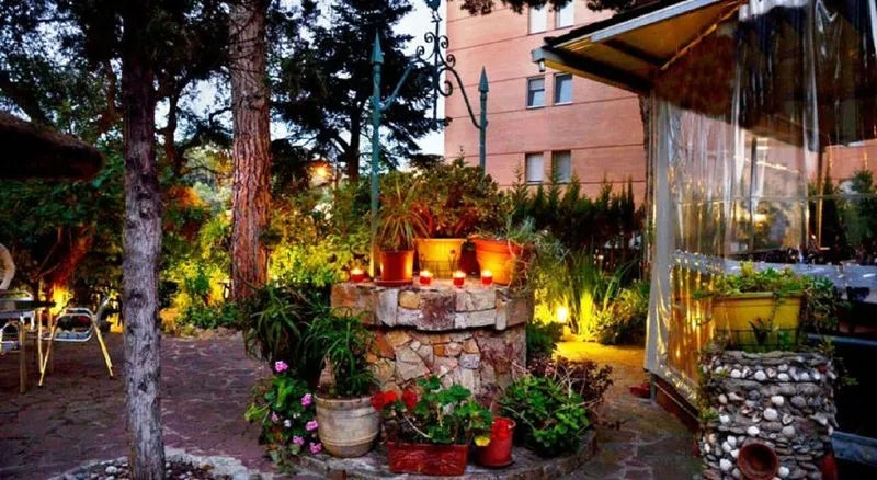 Terrace, Magnolia, Costa Brava