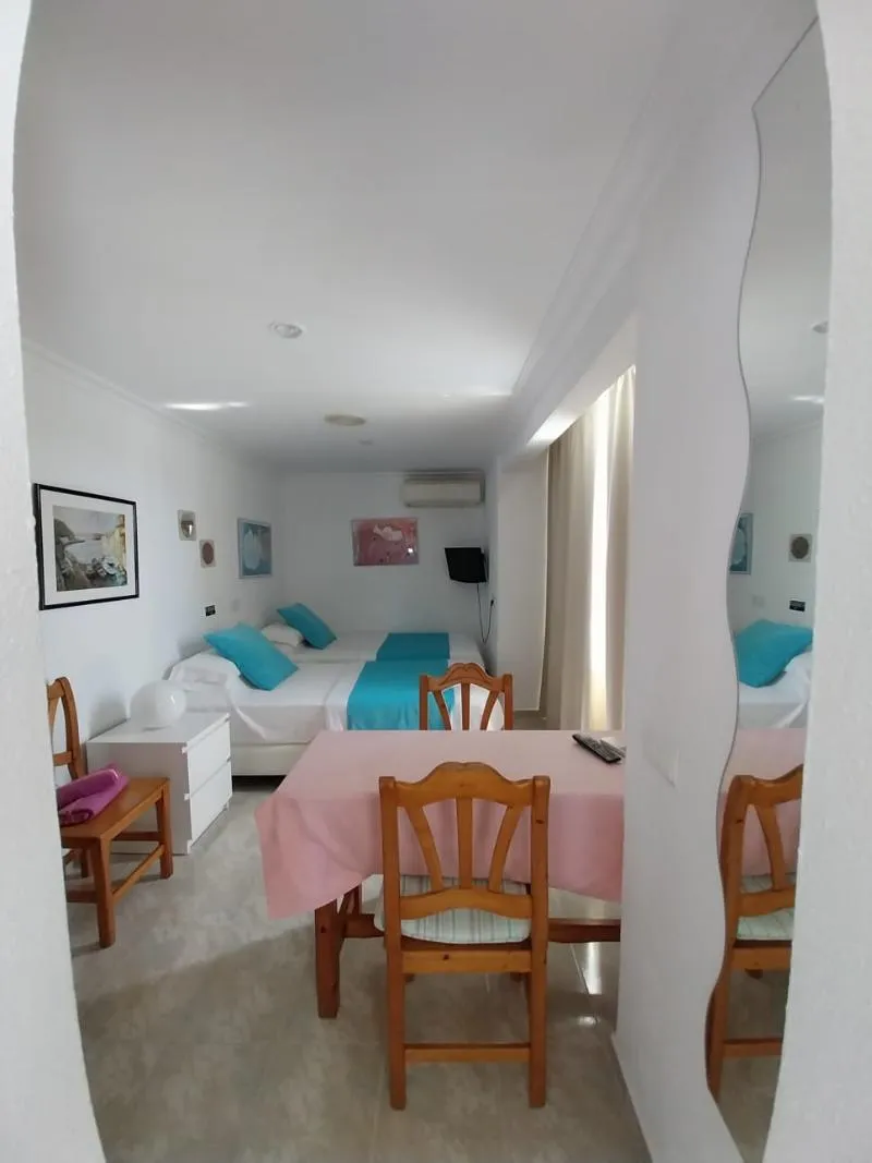 STUDIO SIDE SEA VIEW ONE BEDROOM Room, Torre Playa, Majorca