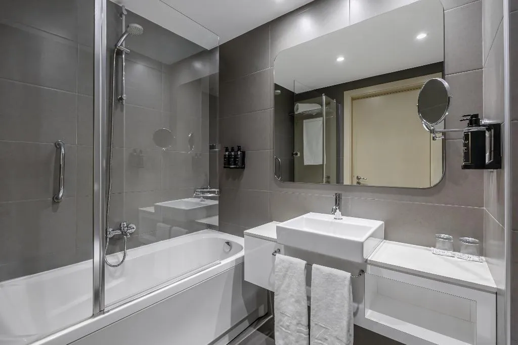 FAMILY ROOM CAPACITY 4 Room, Eurostars Oasis Plaza, Porto