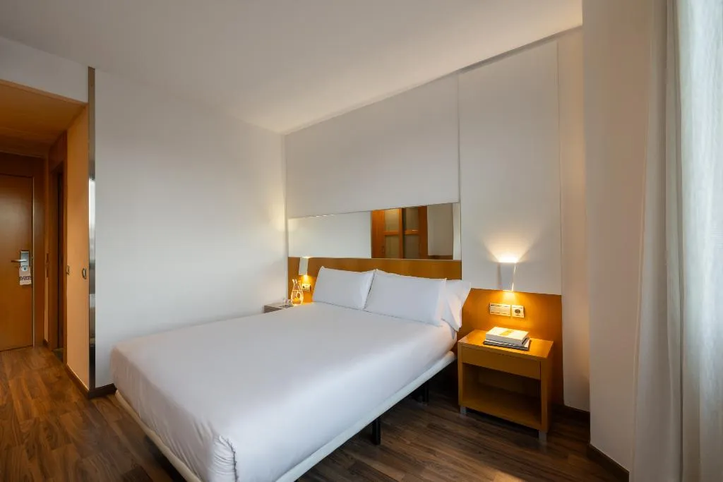 Double or Twin STANDARD Room, SB Icaria Barcelona, Barcelona
