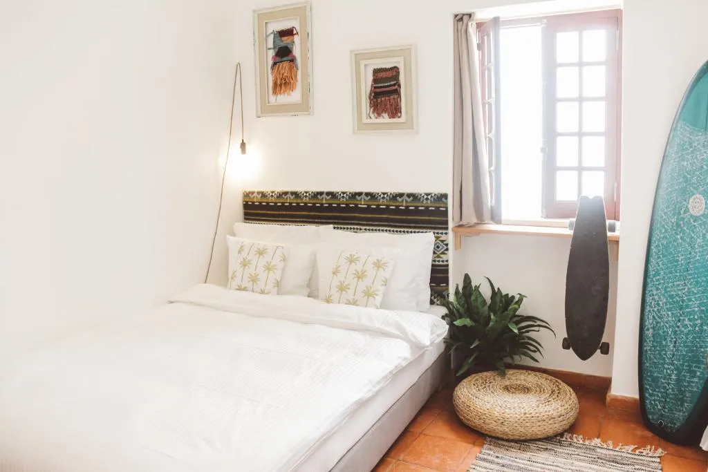 DOUBLE WITH SHARED BATHROOM Room, WOT Lodge Soul, Lisbon