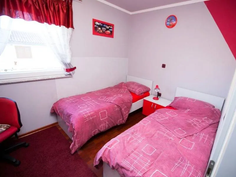 APARTMENT TWO BEDROOMS Room, Saric, Istria