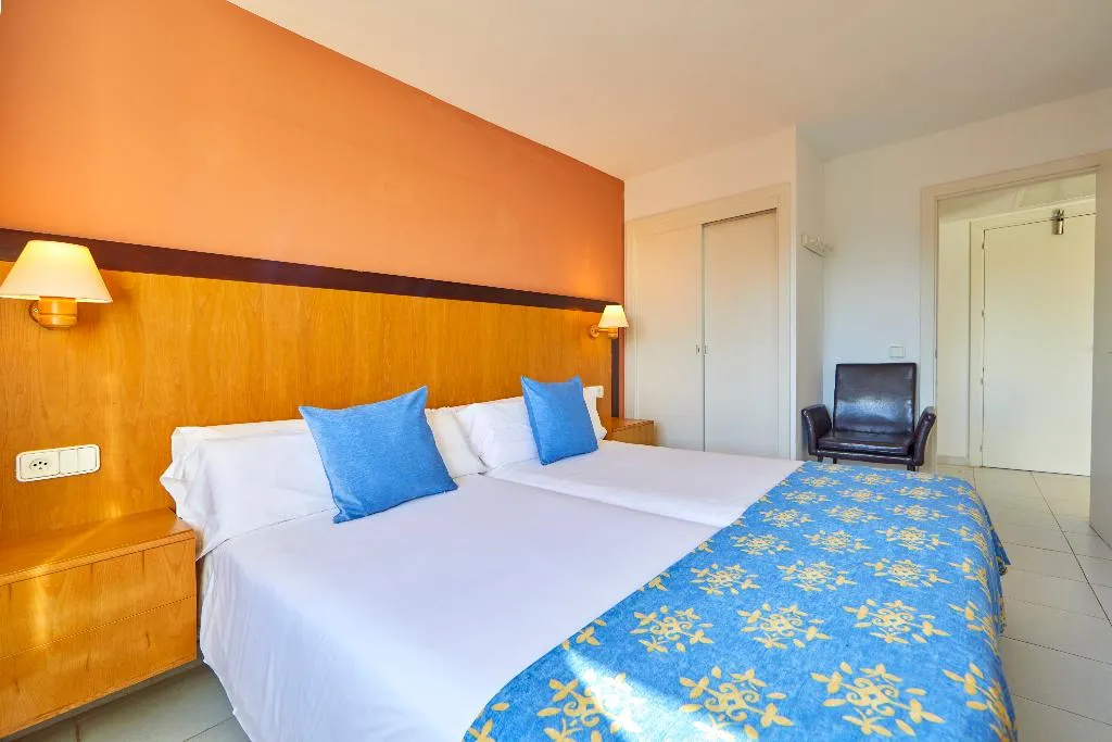 JUNIOR SUITE GARDEN VIEW Room, Gavimar La Mirada Club Resort, Majorca