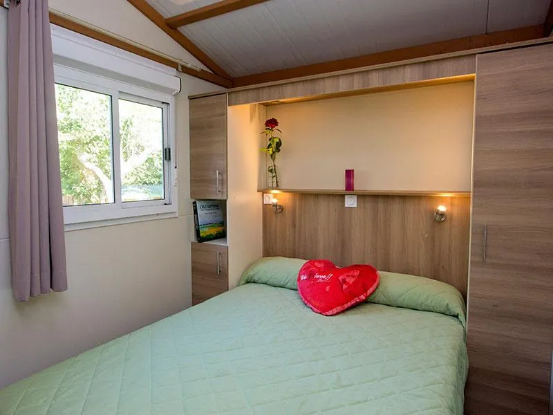 BUNGALOW CAPACITY 7 Room, Bassegoda Park, Costa Brava
