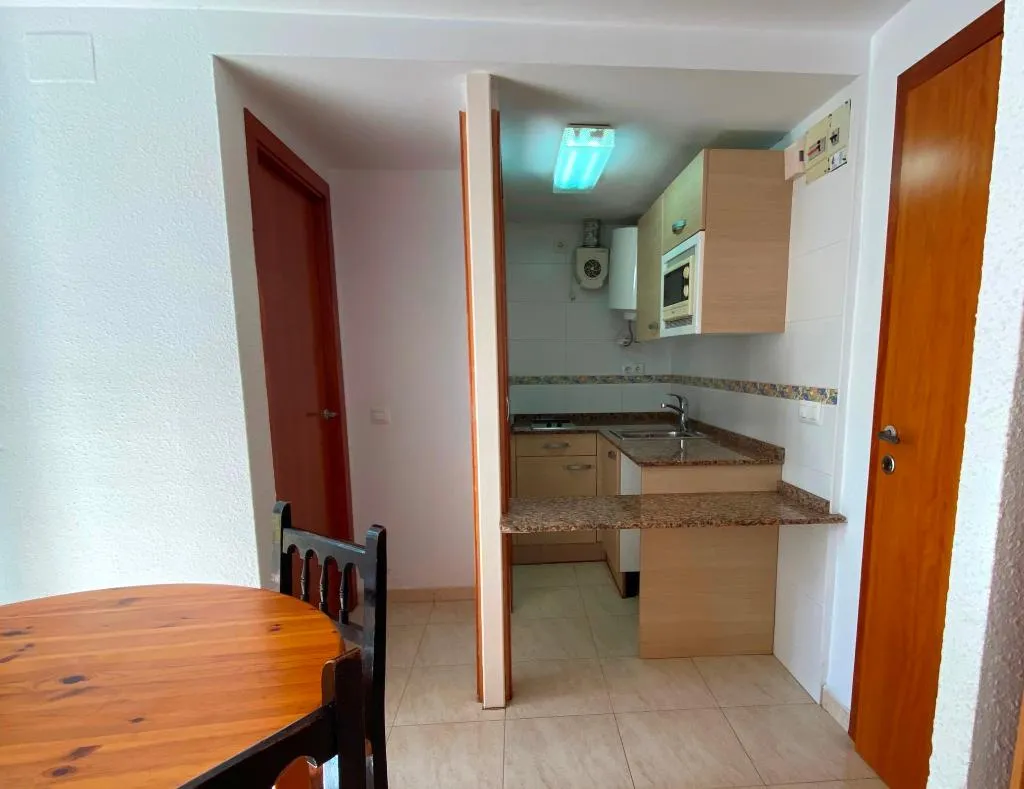 STUDIO CAPACITY 3 Room, Corcega, Costa Dorada