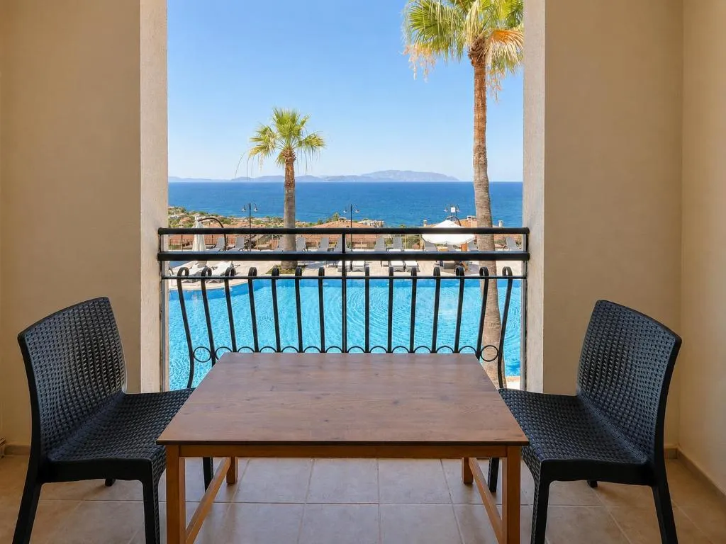 Room, Altamare By Luna Collection, Izmir