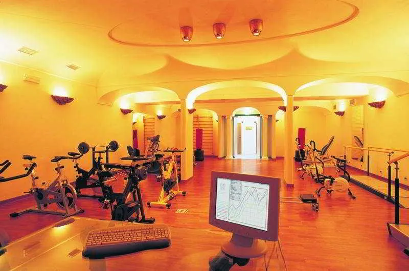 Sports and Entertainment, Grand Hotel Terme Di Augusto, Naples