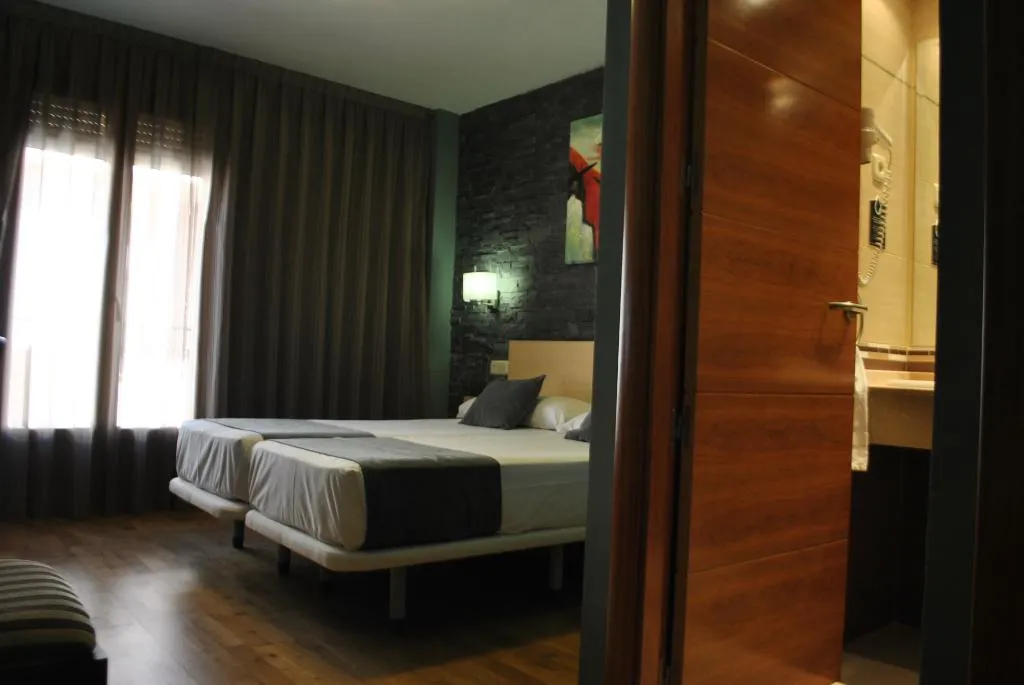 DOUBLE STANDARD Room, Alda nueva Castilla, Madrid