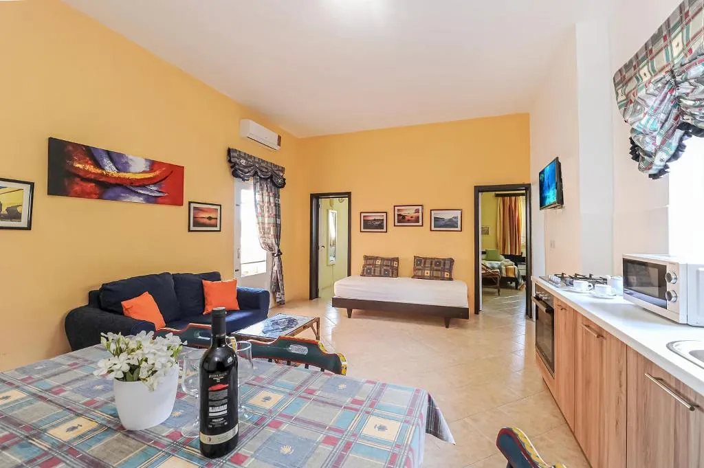 SUITE STANDARD Room, Mariblu Guesthouse, Gozo