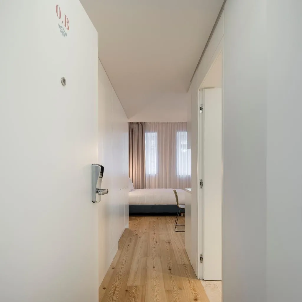 STUDIO STANDARD Room, Lisbon Serviced Apartments - Mouraria, Lisbon