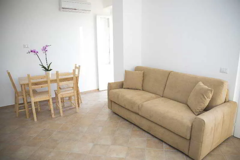 Room, Lemon Flat, Naples
