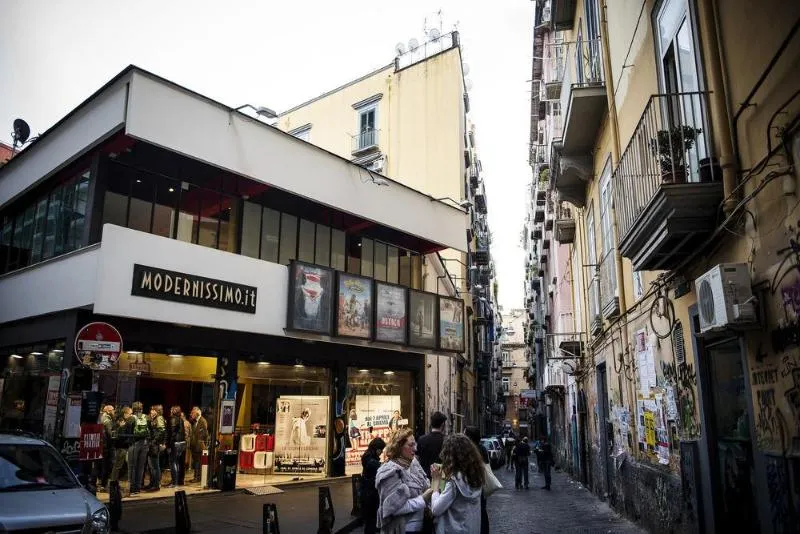 General view, Le 4 Stagioni, Naples