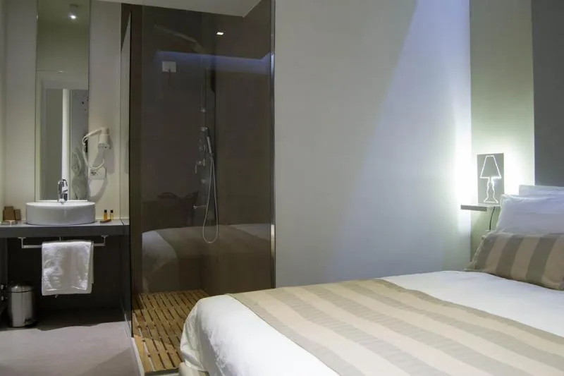 Room, Santa Brigida, Naples