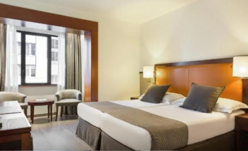 Double or Twin DELUXE Room, Hotel Balmoral, Barcelona