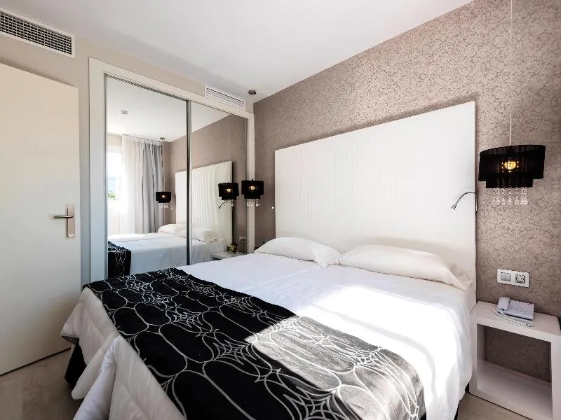 Room, Alcudia Garden, Majorca