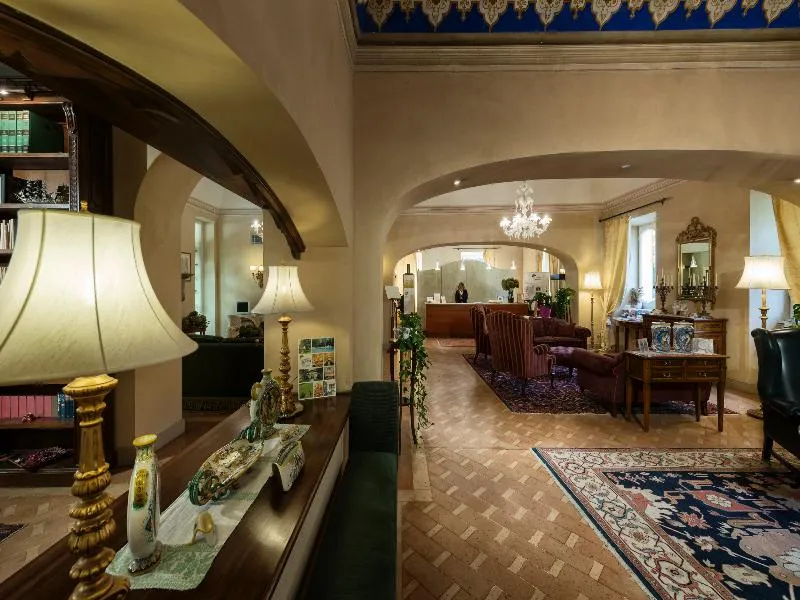 Lobby, Posta Donini, Perugia