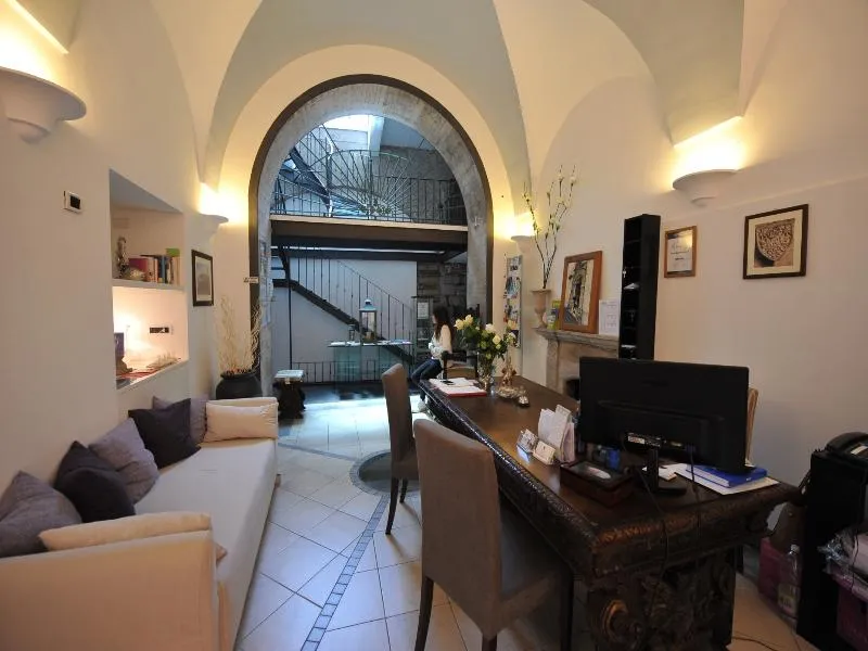 Lobby, Rivoli Sorrento, Naples