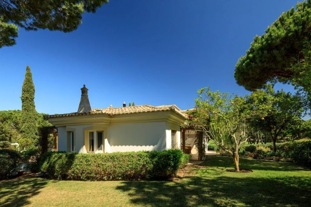 VILLA SUPERIOR THREE BEDROOMS Room, Vale Do Lobo Resort, Algarve