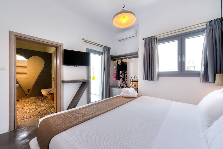 Pasithea Luxury Suites, Santorini
