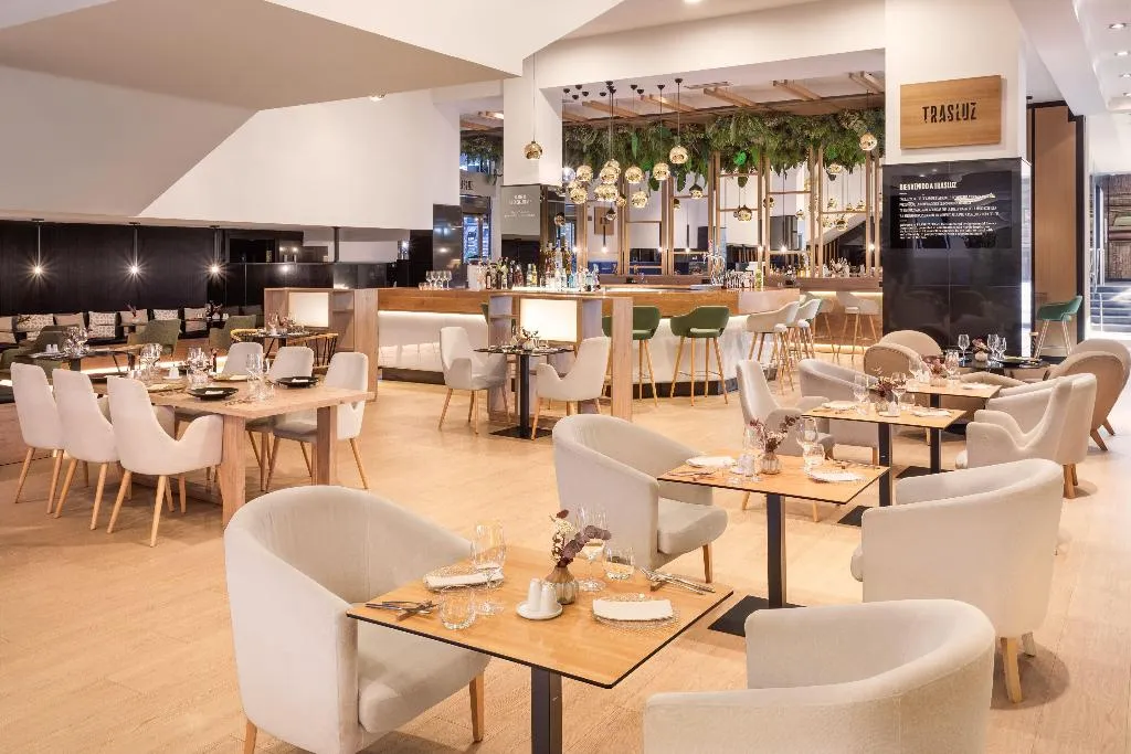 Restaurant, Melia Barajas, Madrid