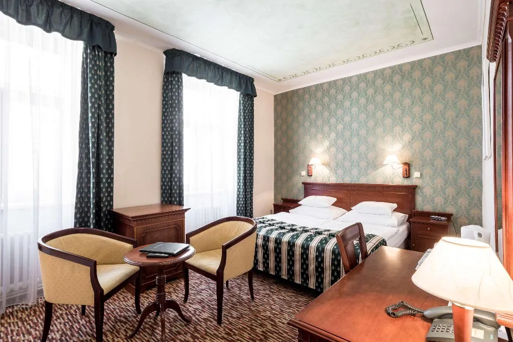 DOUBLE NON SMOKING Room, Hotel Meteor Plaza Prague, Prague