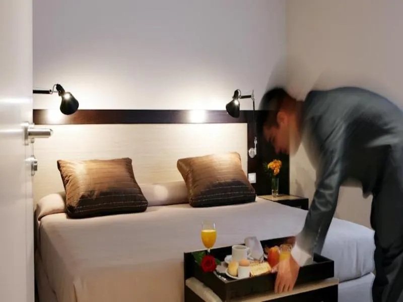 DOUBLE STANDARD Room, Park Hotel Barcelona, Barcelona