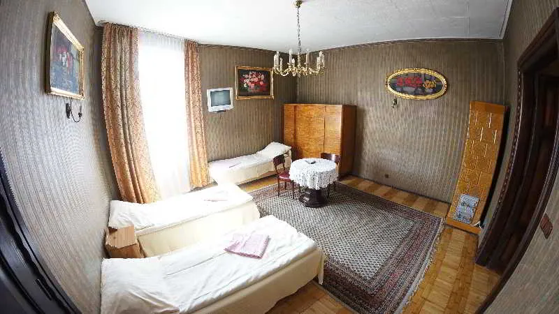 APARTMENT CAPACITY 4 ONE BEDROOM Room, Florian Apartments Old Town, Krakow