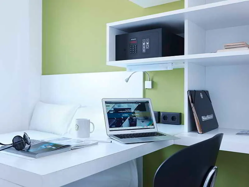 Room, Melon District Poble Sec, Barcelona