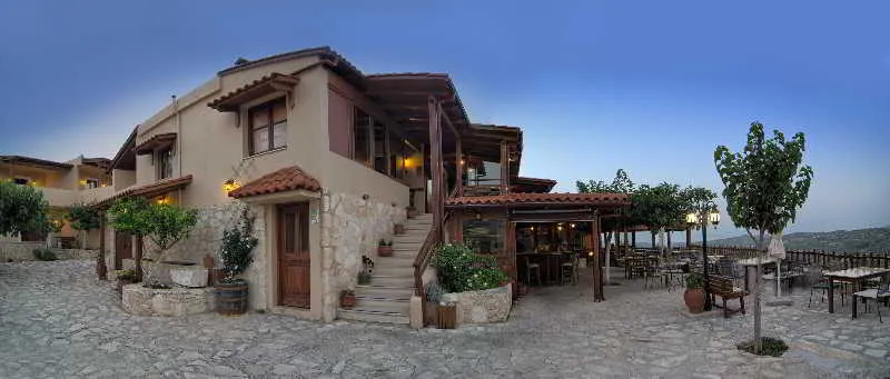 Bar, Earino, Crete