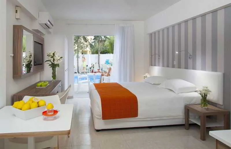 STUDIO STANDARD Room, Princessa Vera Hotel Apts, Cyprus