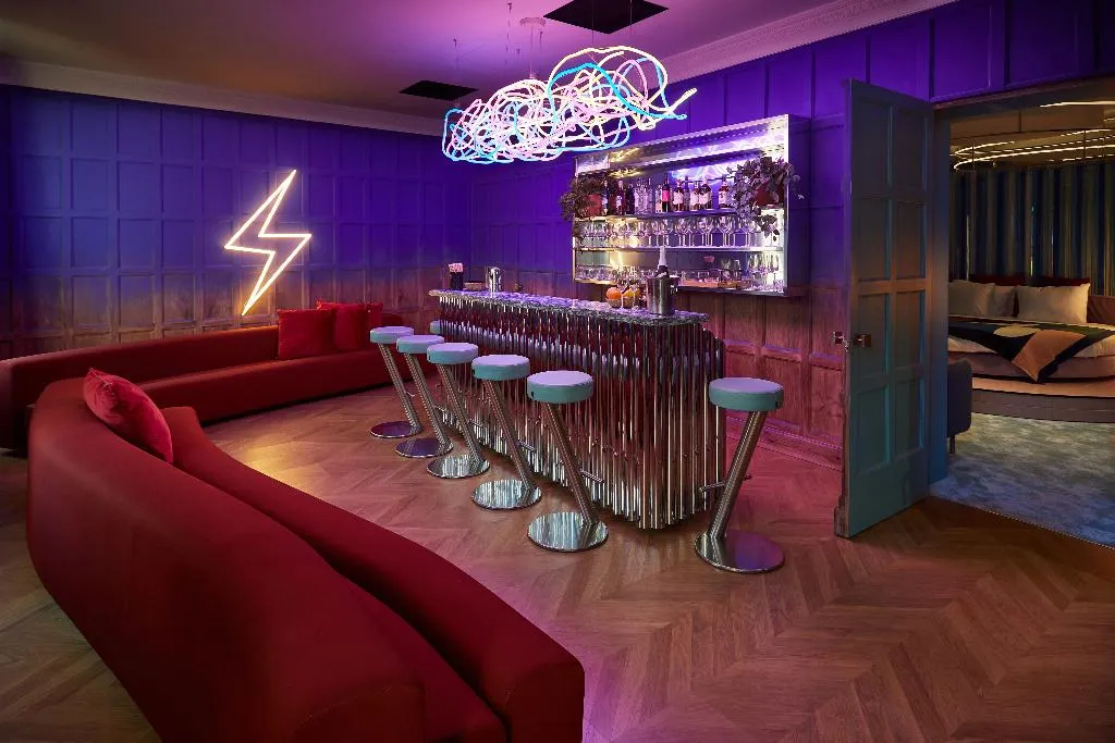 SUITE SUPERIOR Room, The Social Hub Madrid 4*, Madrid