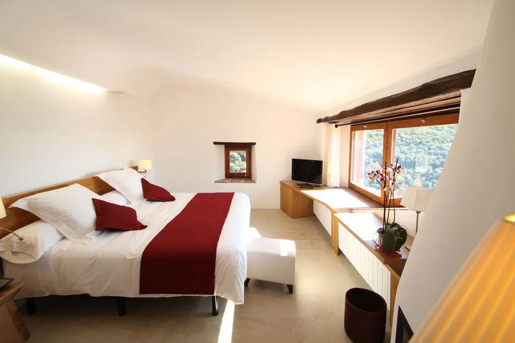 DOUBLE SUPERIOR Room, Can Cuch, Barcelona