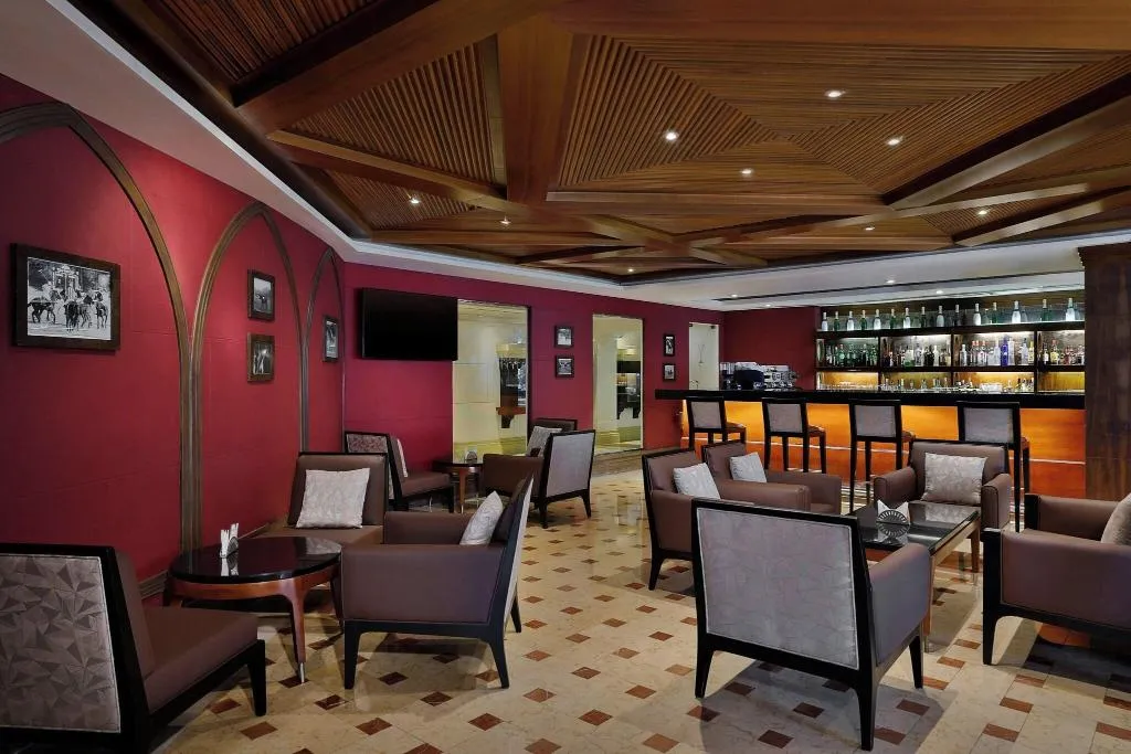 Bar, Habtoor Grand Resort, Autograph Collection, Dubai