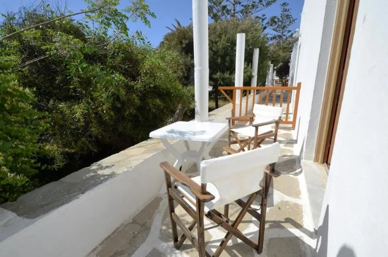 Bar, Madoupa Beach Apartments, Mykonos
