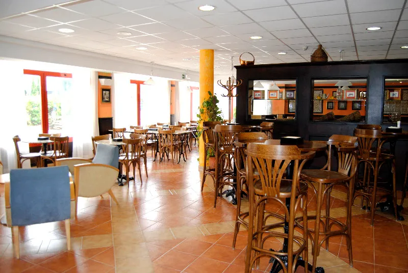 Restaurant, Iris Guadalajara, Madrid